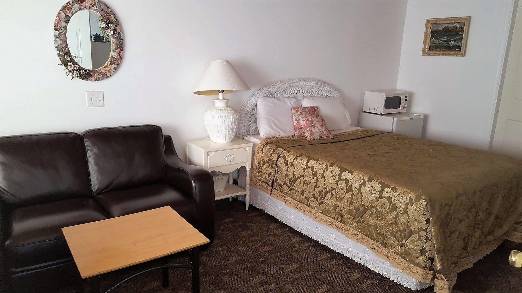 Croft Inn Motel Crofton Экстерьер фото