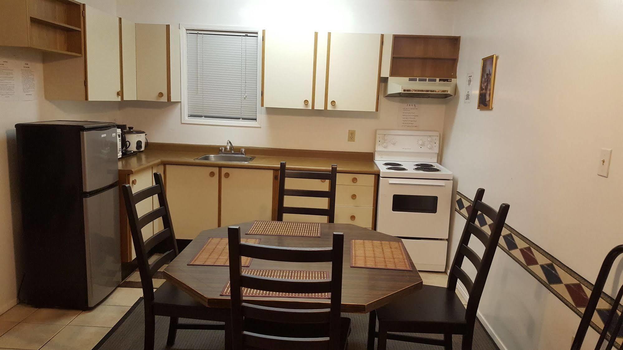 Croft Inn Motel Crofton Экстерьер фото